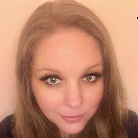 Meet your Posher, Megan - Picture 1 of 1